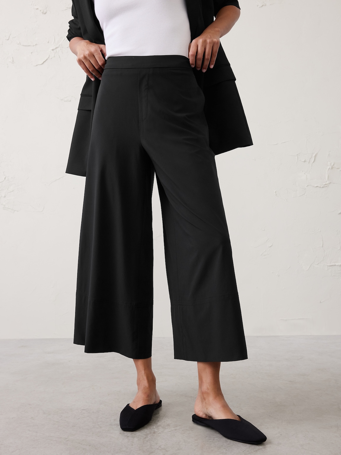 Wide-Leg High-Rise Airstretch Pull-On Cropped Pant
