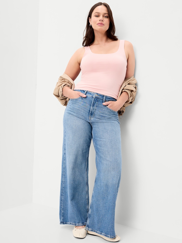 Hug Double-Layer Scoop-Neck Tank Top