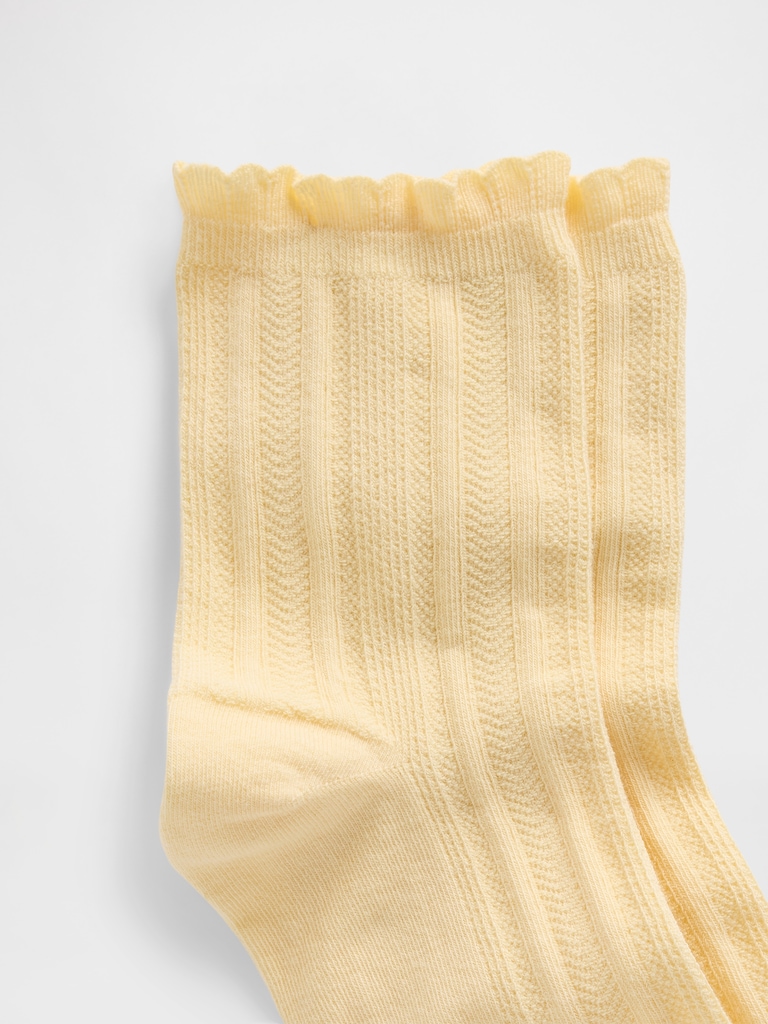 Pointelle Half Crew Socks
