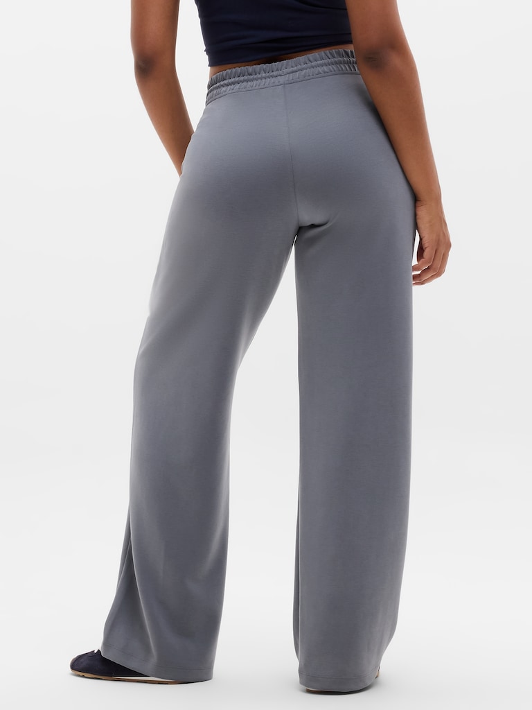 Seasoft Mid Rise Straight Pant