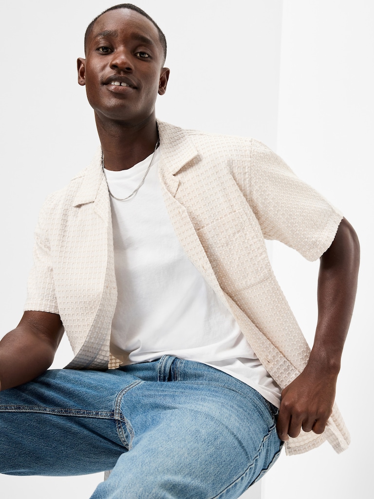 Short-Sleeve Textured Jacquard Camp Shirt