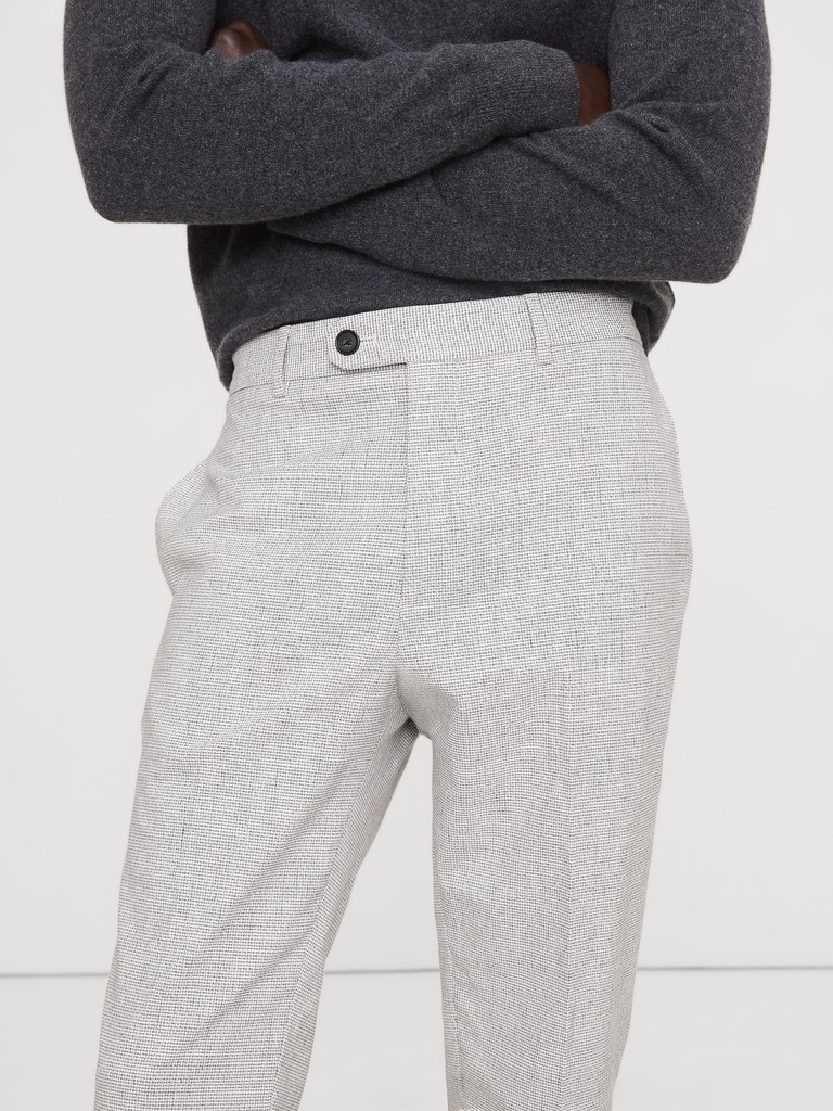 Slim Wrinkle-Resistant Dress Pant