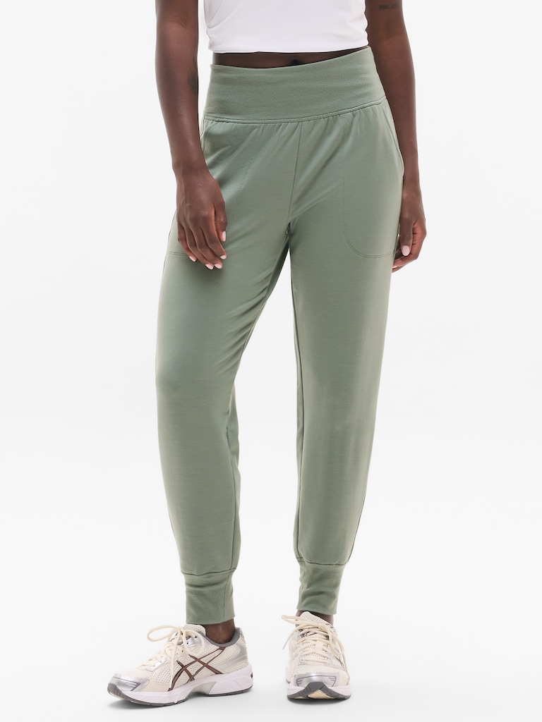 Coaster Luxe High Rise Jogger