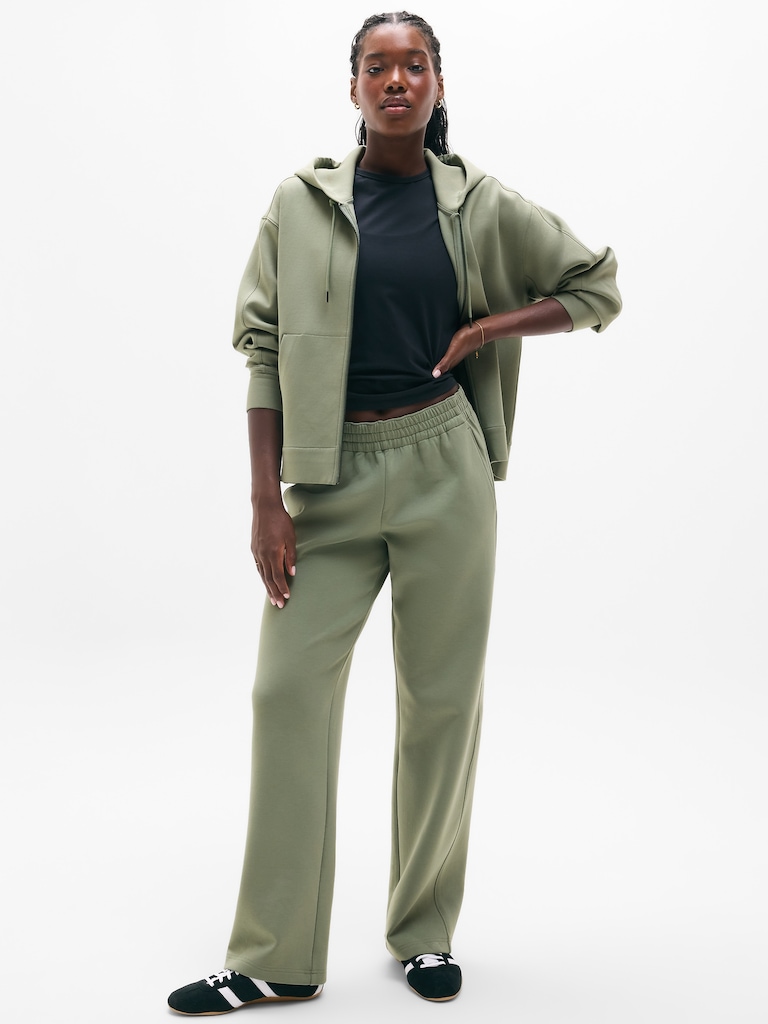 Form Knit Mid Rise Straight Pant