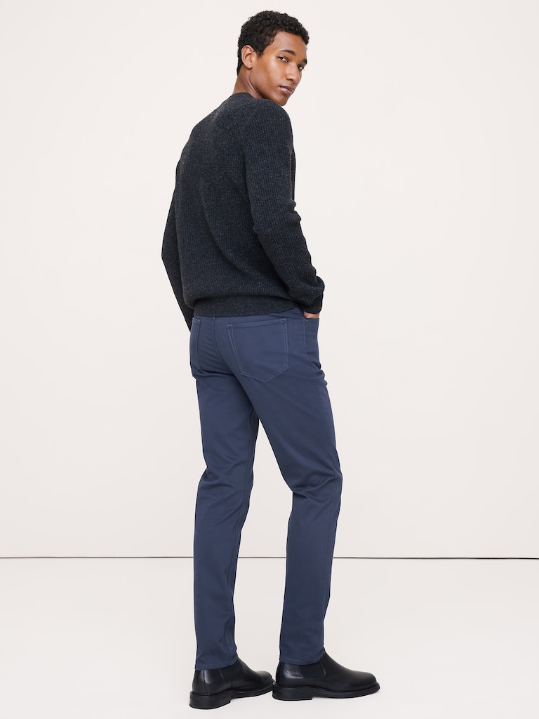 Slim Traveler Pant