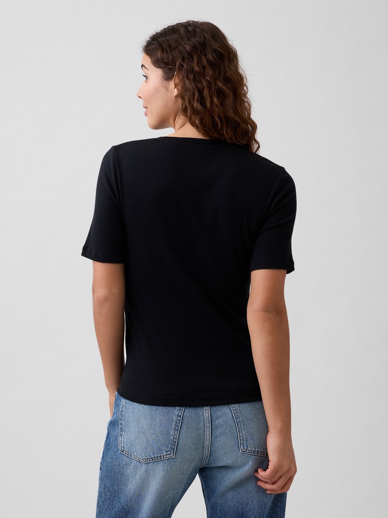 Modern Ribbed Crewneck T-Shirt
