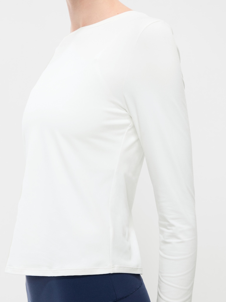 StudioSmooth Long-Sleeve Base Layer Top