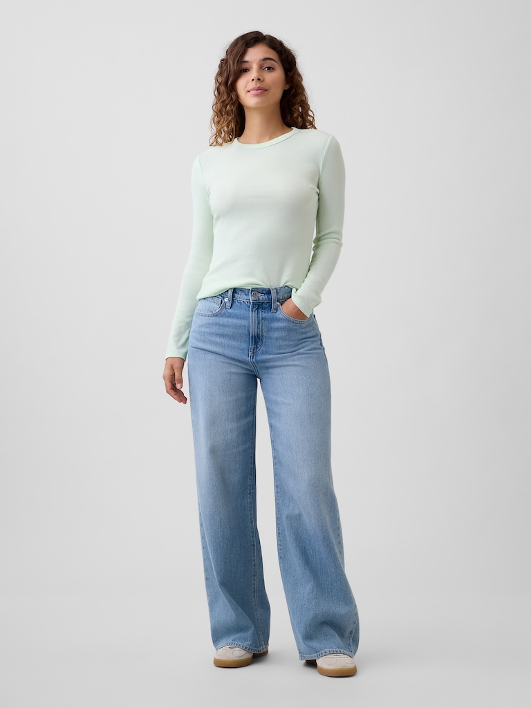 Essential Ribbed Crewneck T-Shirt