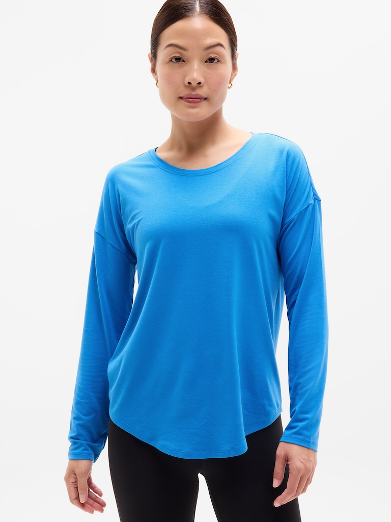 Move With Ease Top
