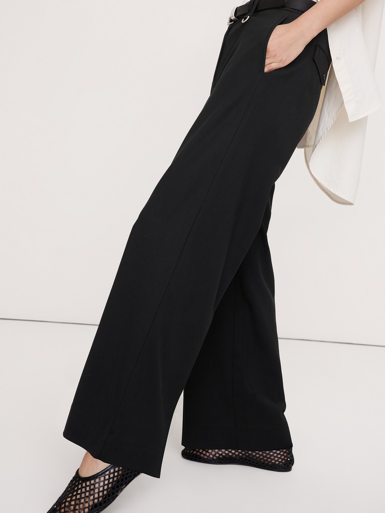 The Everyday Wide-Leg Pant in Italian Lightweight Wool