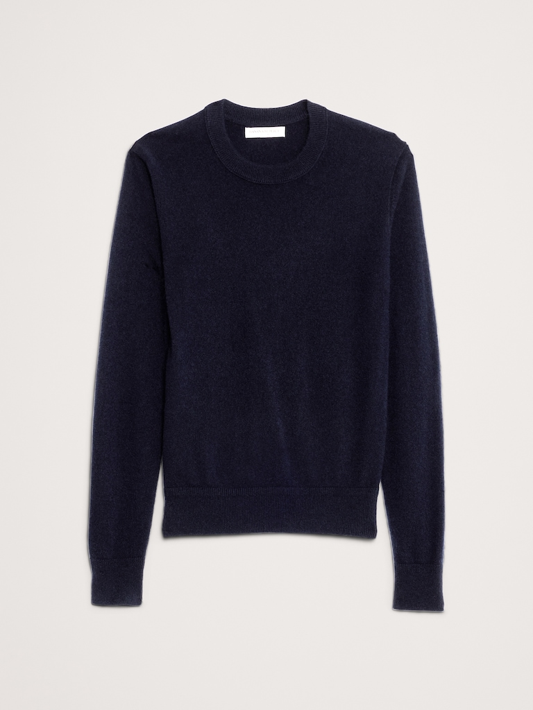 Classic Cashmere Crew-Neck Sweater