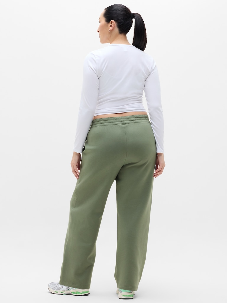 Form Knit Mid Rise Straight Pant