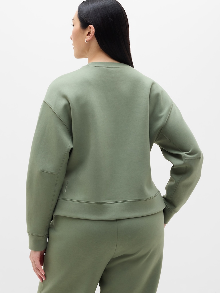 Form Knit Crew Sweatshirt