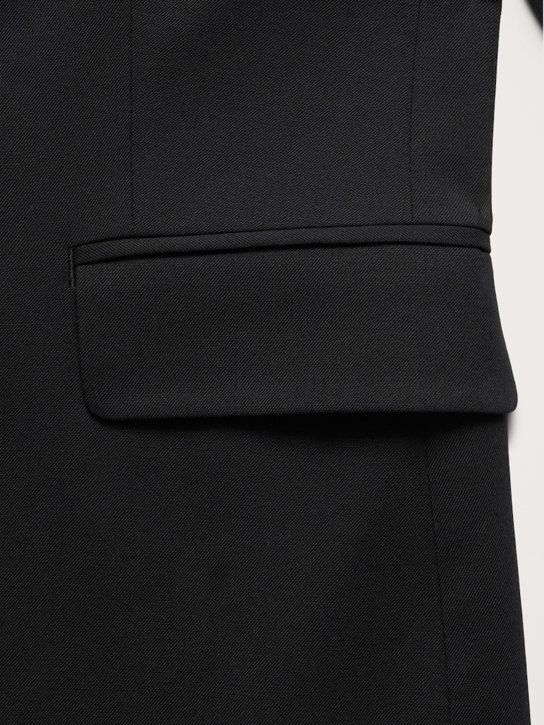 Slim Italian Lightweight Wool Blazer