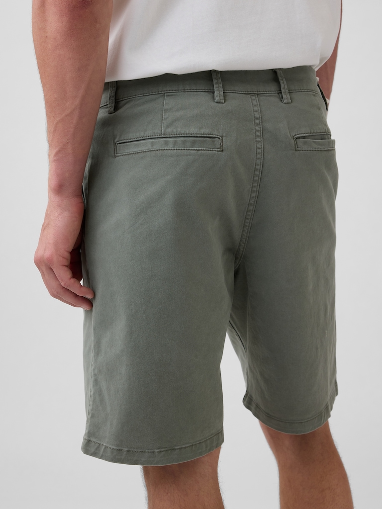 9" Essential Khaki Shorts