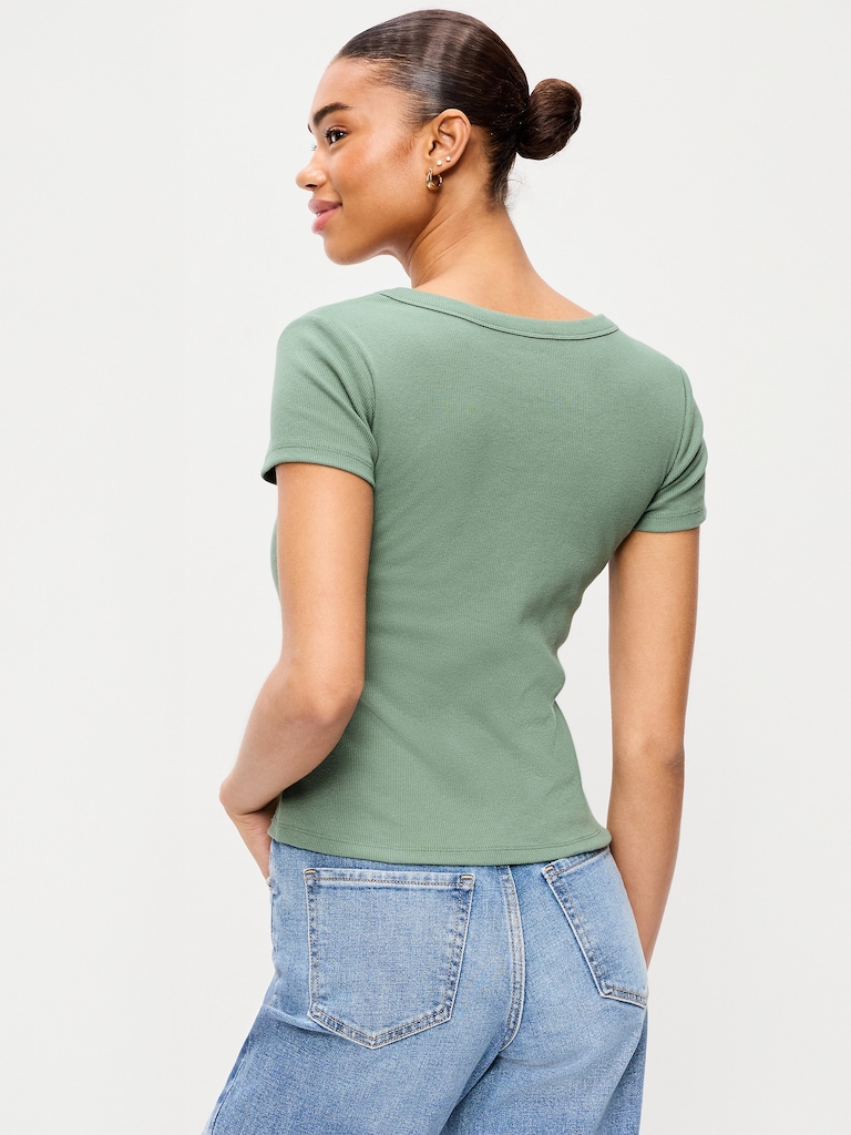 Snug V-Neck Crop T-Shirt