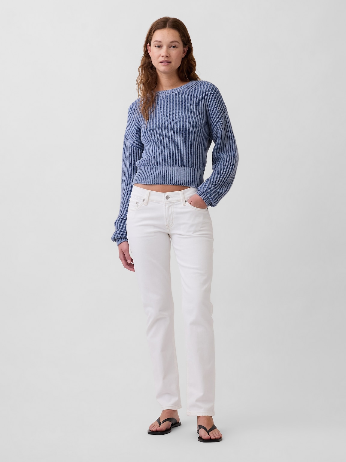 Low Rise '90s Slim Straight Jeans