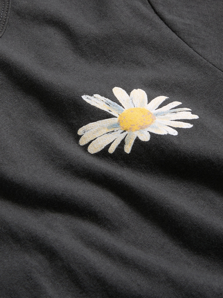 EveryWear Crew-Neck Graphic T-Shirt