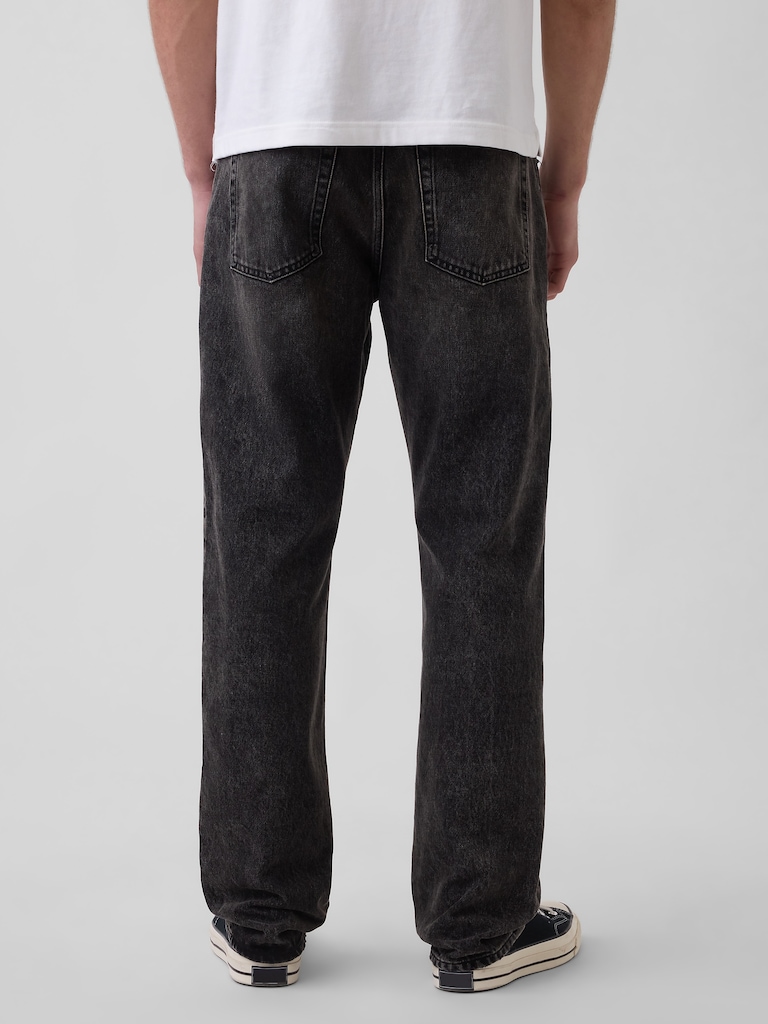 Relaxed Straight Jeans