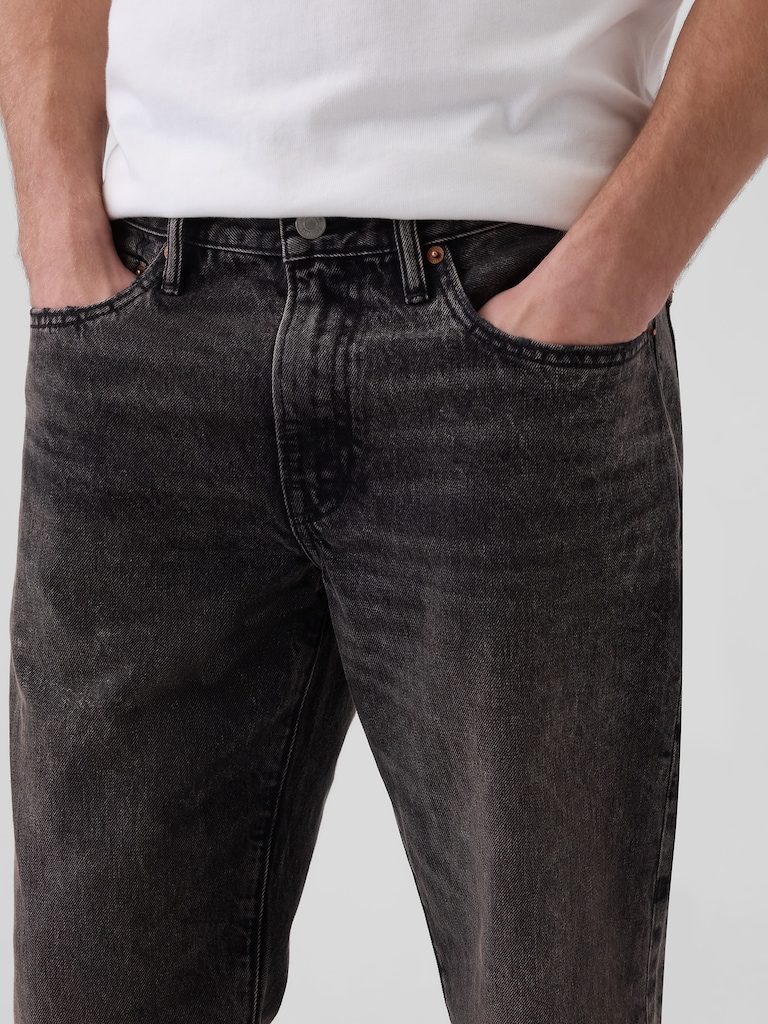 Relaxed Straight Jeans