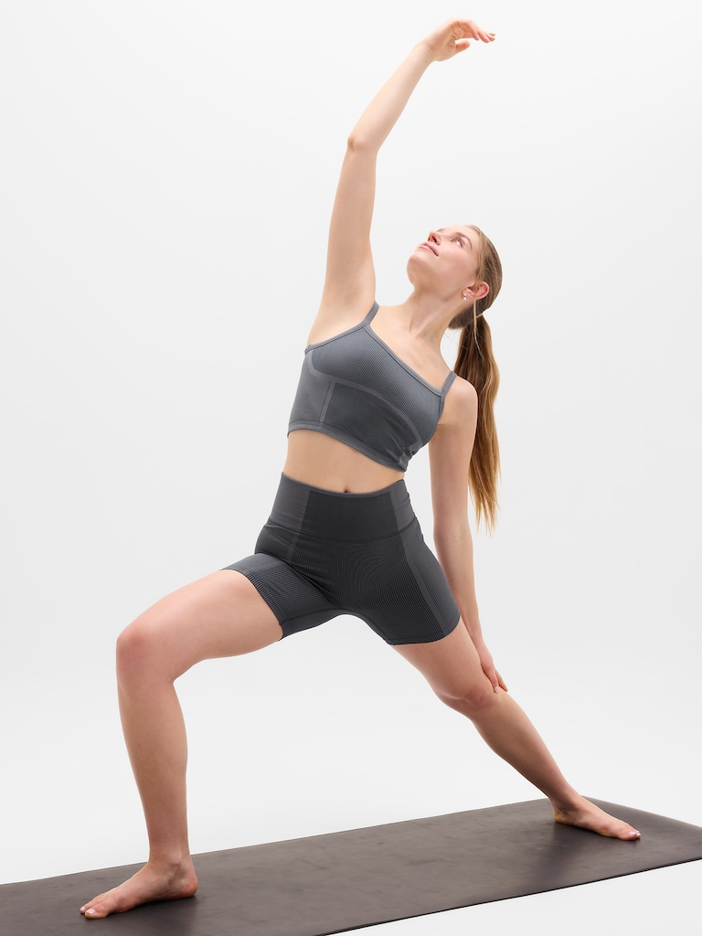 Recharge Seamless 5" Short