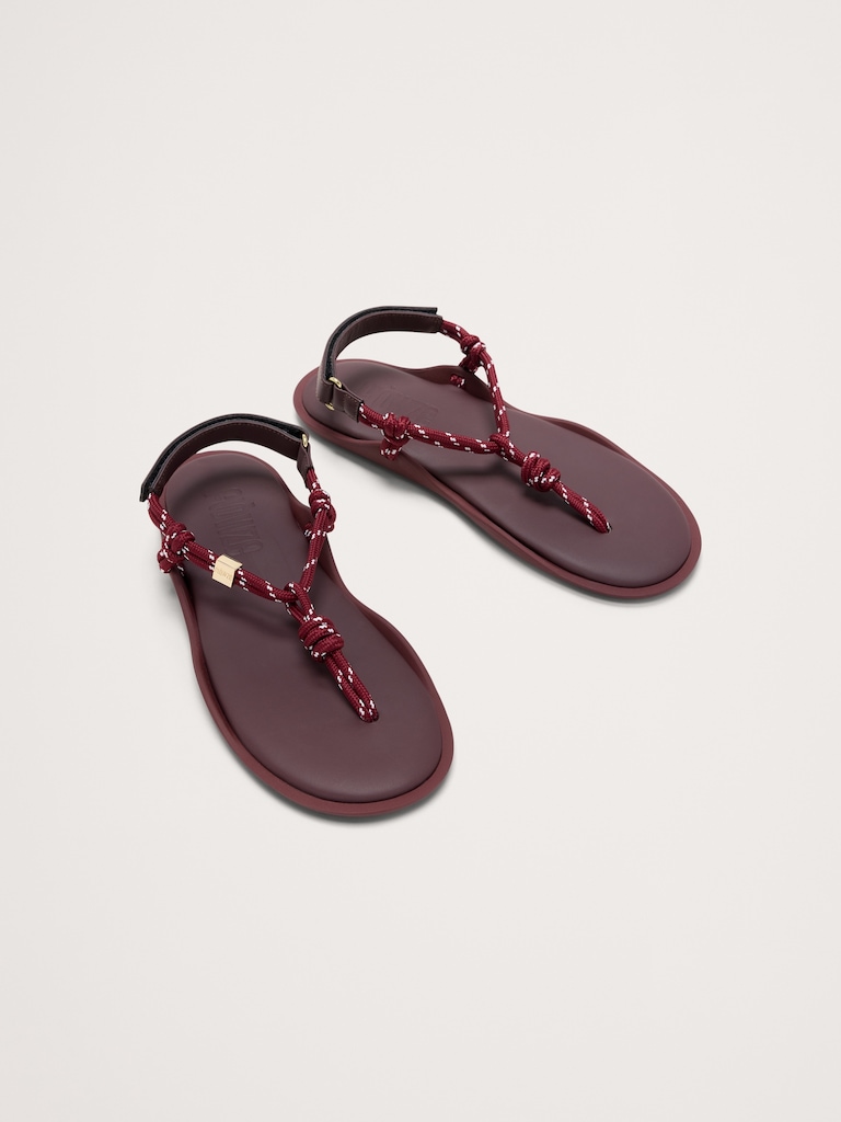 Flò Mono-color Sandal by Flowze