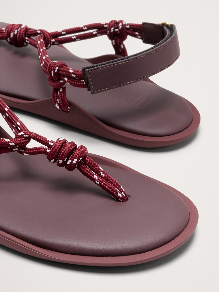 Flò Mono-color Sandal by Flowze