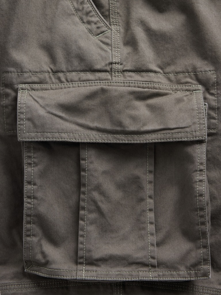 Relaxed Cargo Shorts