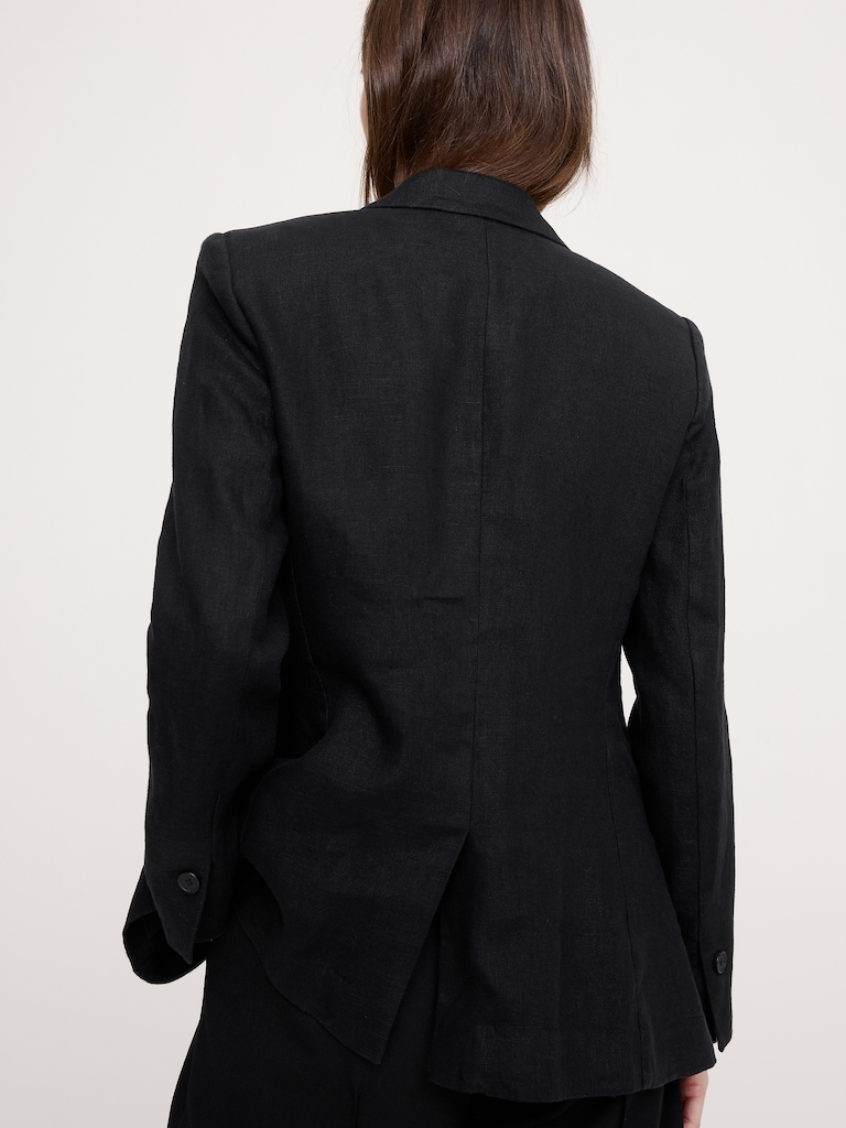 Slim Linen Blazer