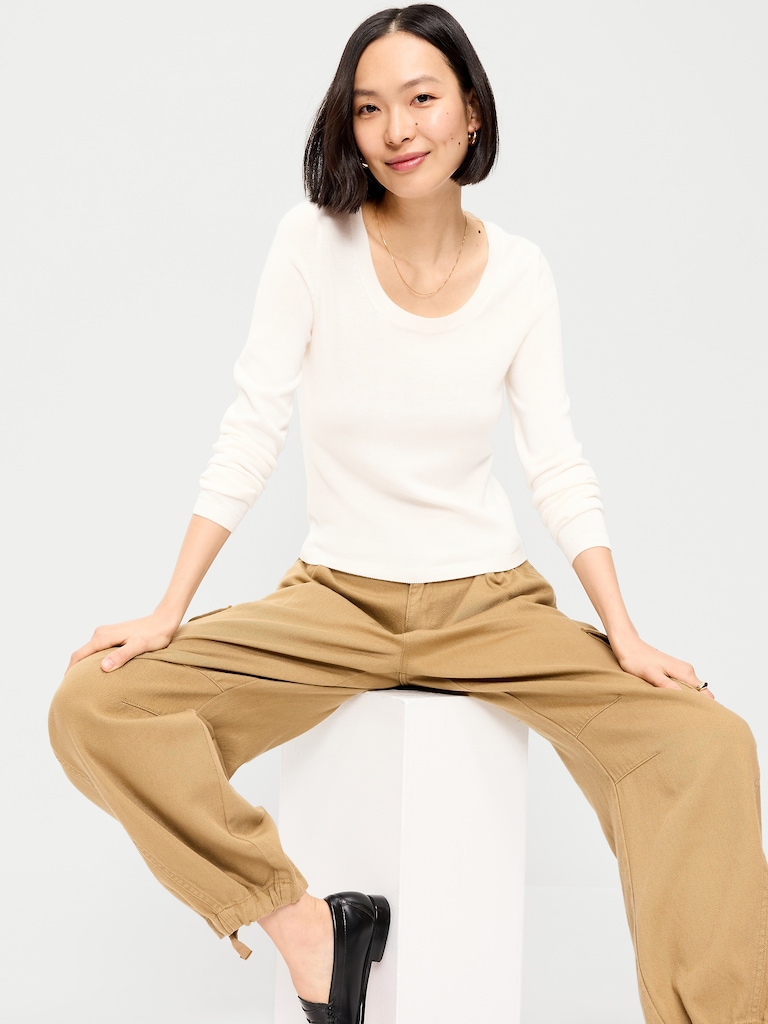 Fitted Scoop-Neck Cropped Jersey Sweater