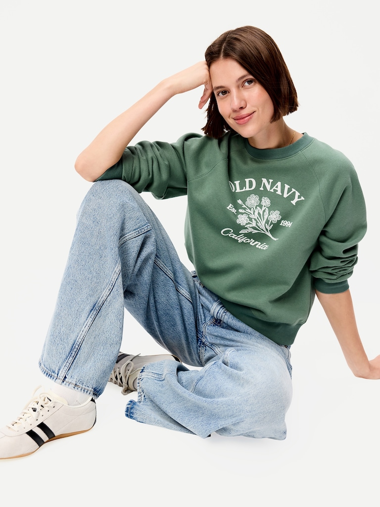Vintage Crew-Neck Logo-Graphic Sweatshirt