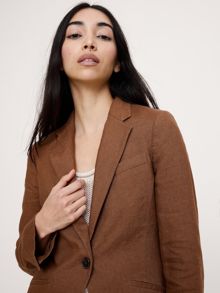 Slim Linen Blazer