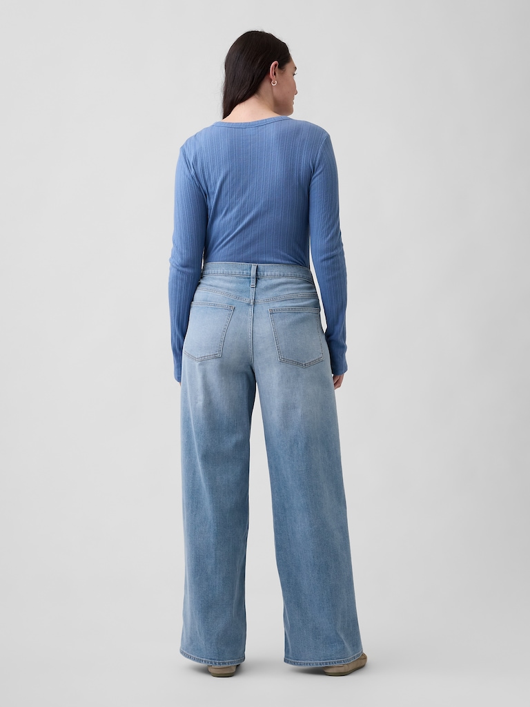 Mid Rise Wide-Leg Jeans