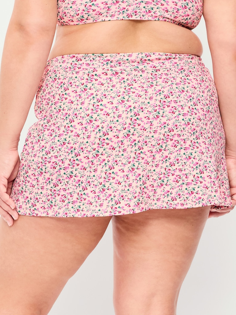 High-Waisted Textured Swim Skirt