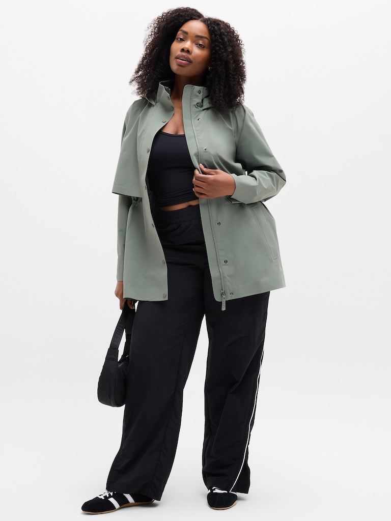 RainOut Solara Short Trench