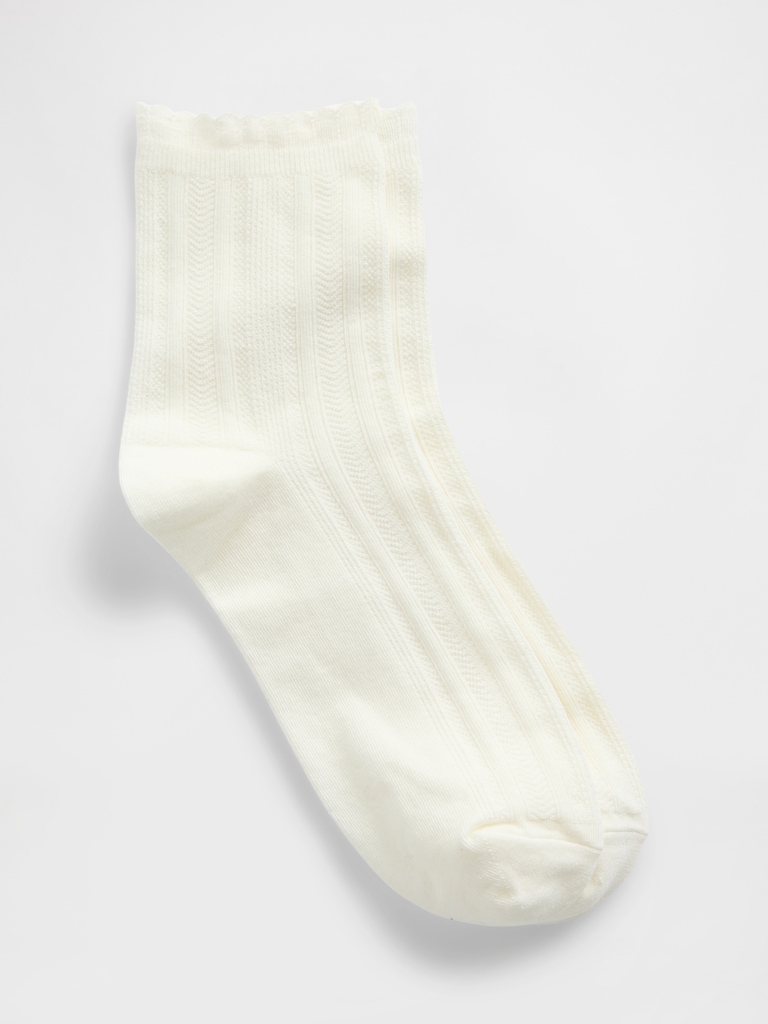 Pointelle Half Crew Socks