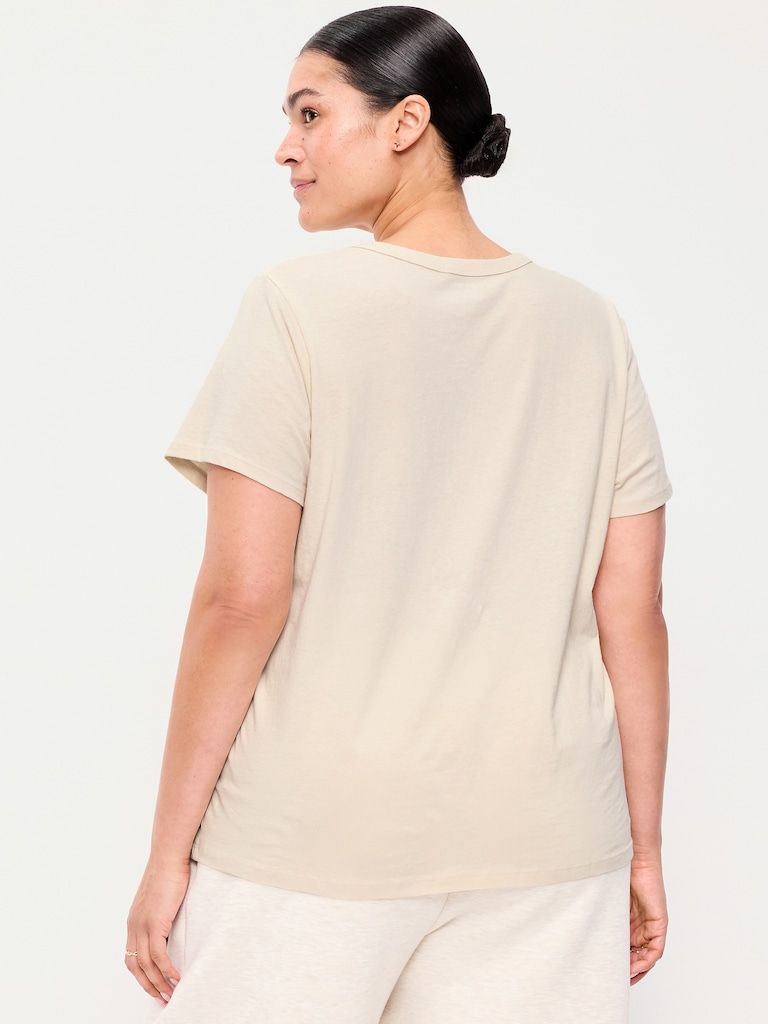 EveryWear Crew-Neck Graphic T-Shirt