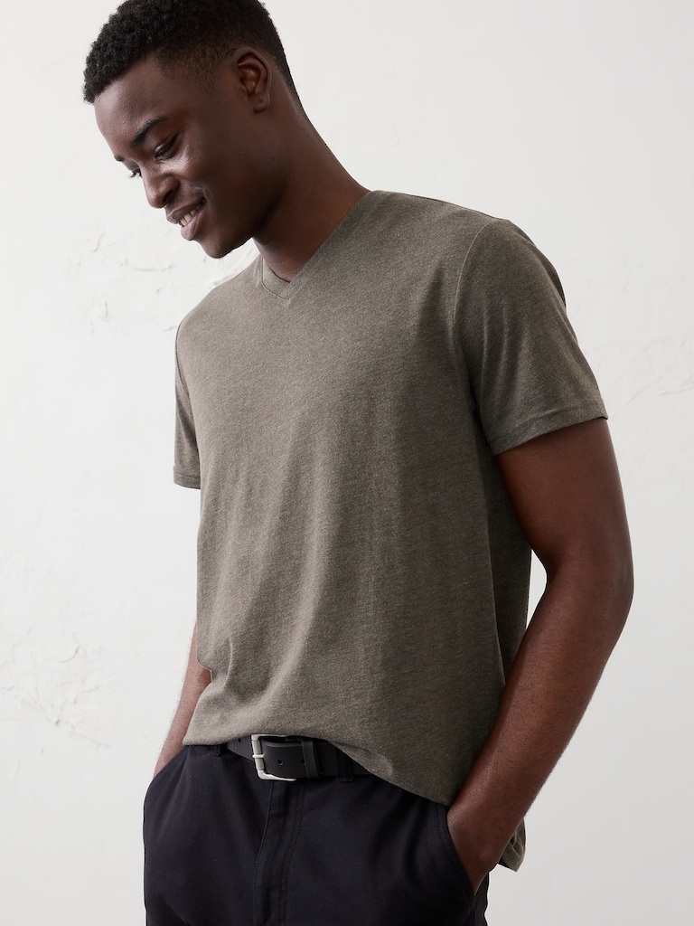 Standard-Fit Premium Wash V-Neck Shirt