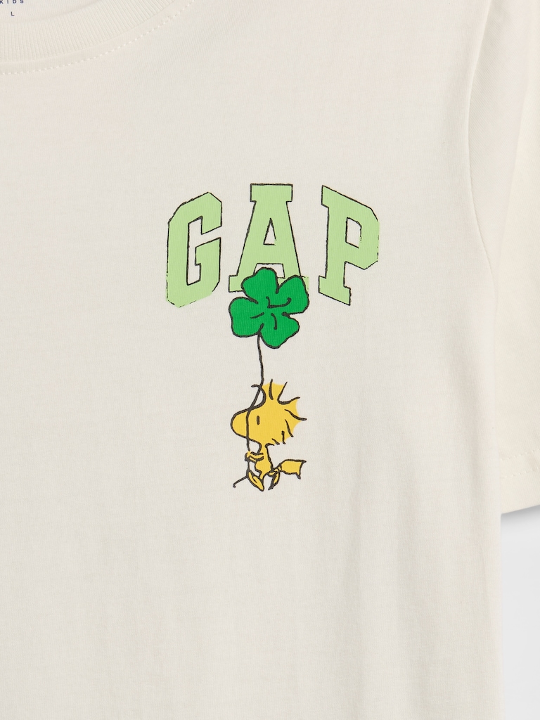 GapKids Peanuts Graphic T-Shirt