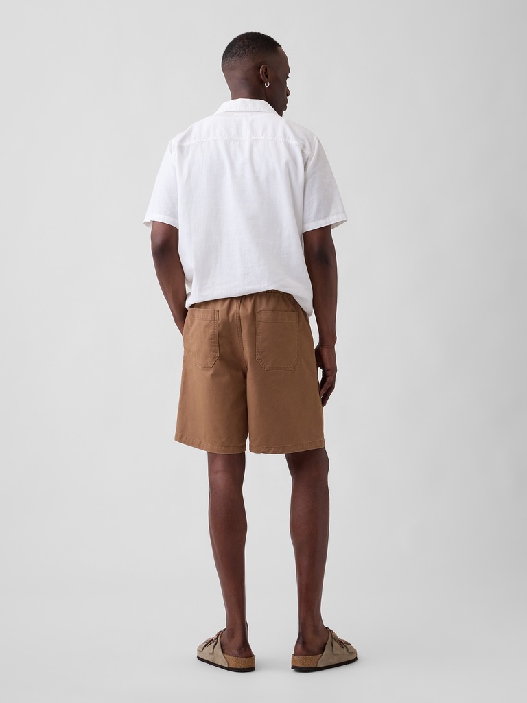 7" Essential Pull-On Khaki Shorts
