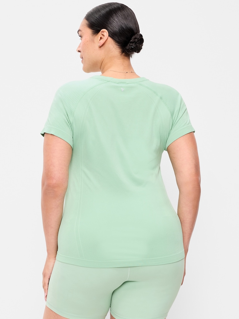 Fluid Seamless Fitted T-Shirt