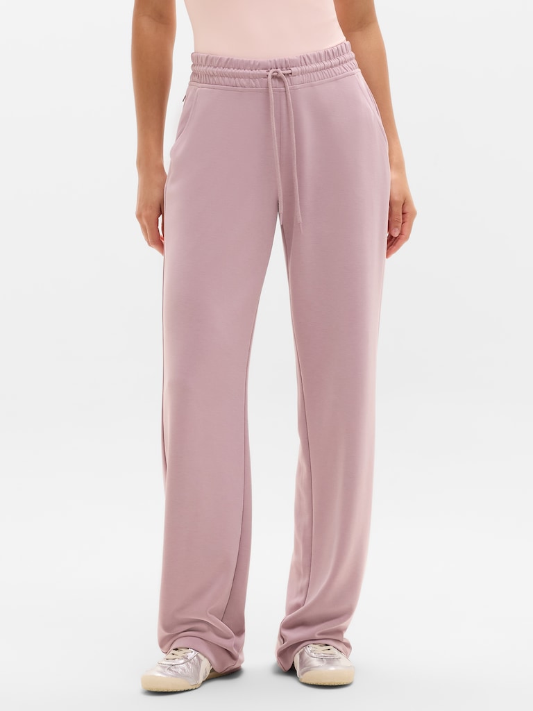 Seasoft Mid Rise Straight Pant