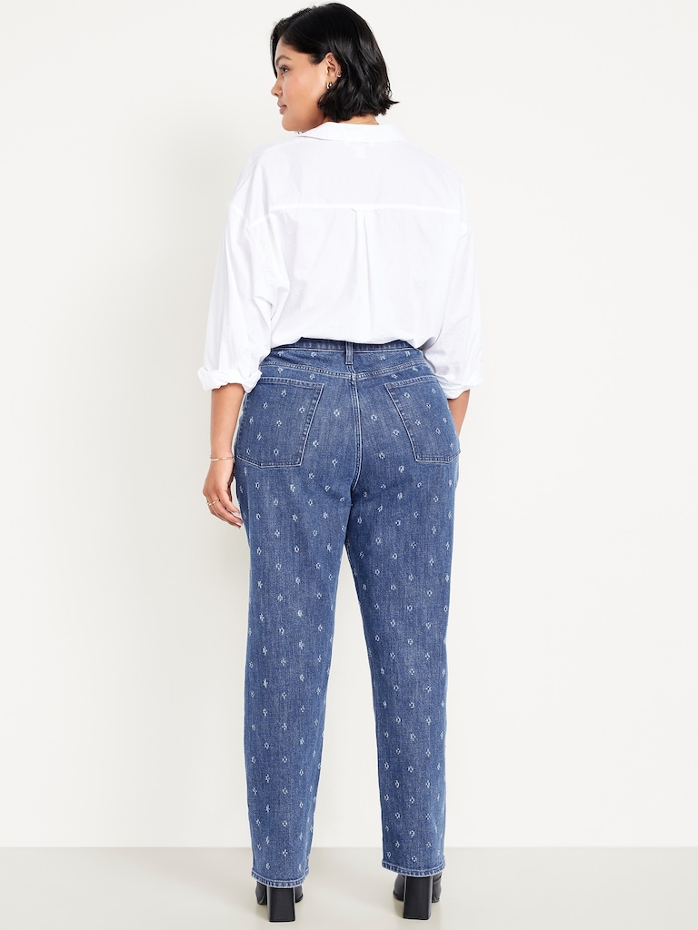 Curvy Extra High-Waisted Straight Jeans