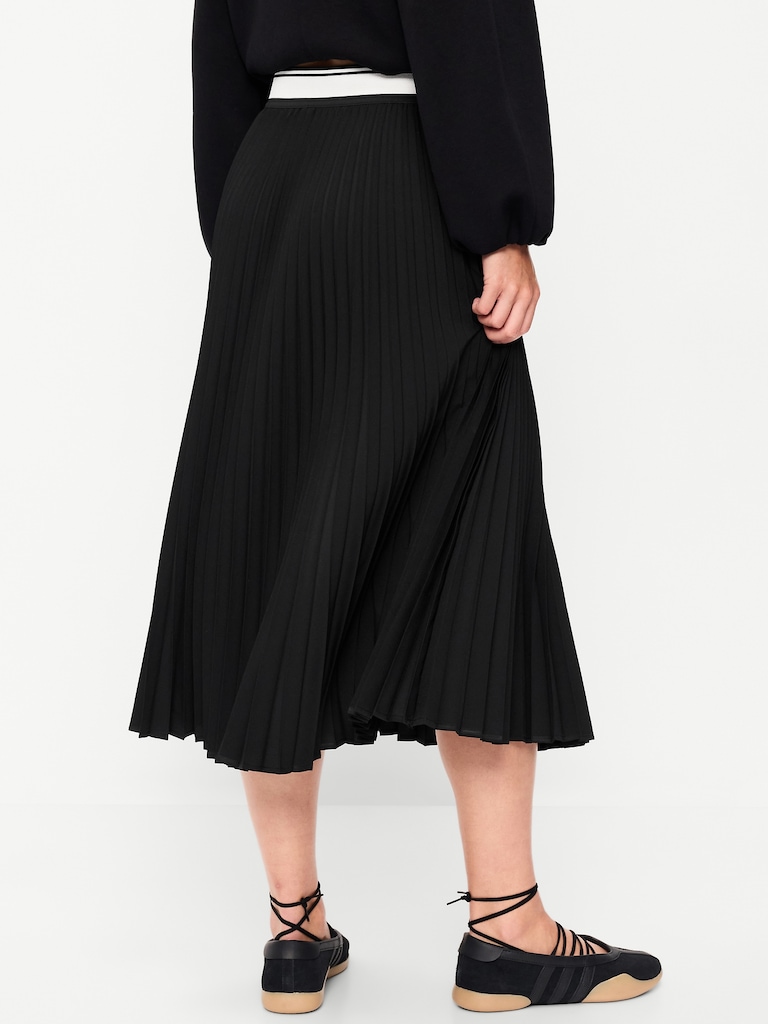 StretchTech Pleated Midi Skirt