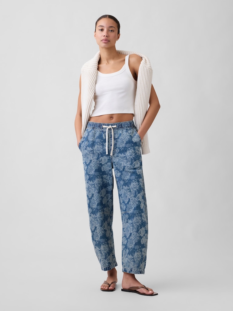 Mid Rise Print Pull-On Barrel Jeans