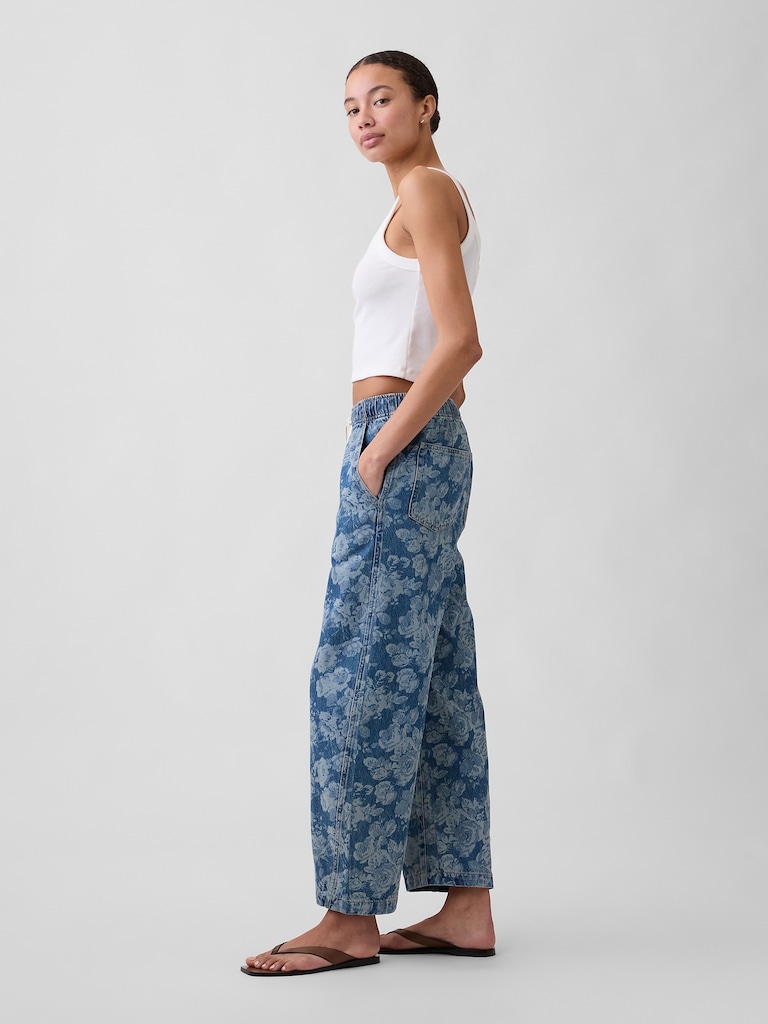 Mid Rise Print Pull-On Barrel Jeans