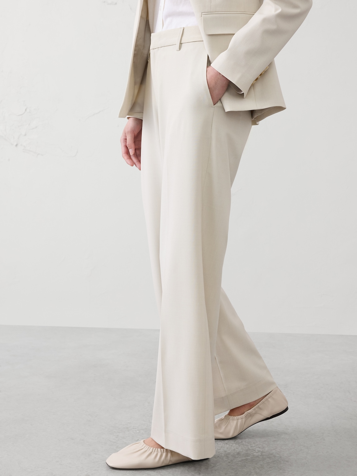 Wide-Leg High-Rise Sculpted Trouser