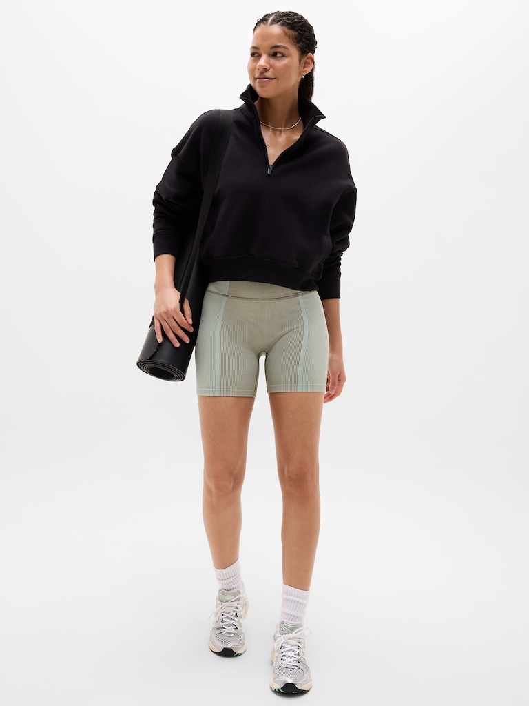 Recharge Seamless 5" Short