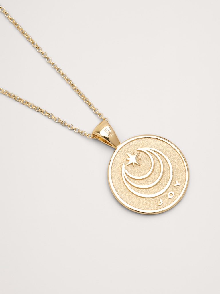 Strong Rising Sun Dogtag by Jane Win