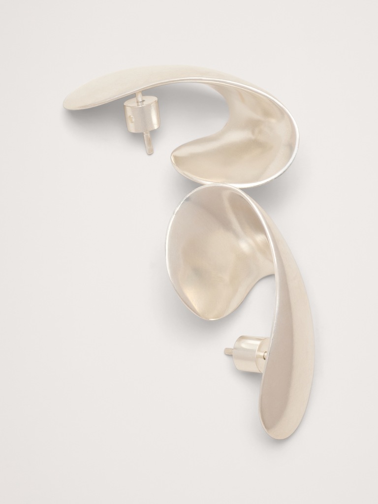 Ribbon Dangle Earring